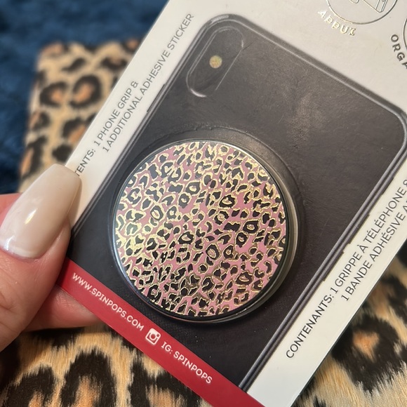 SpinPop Rose Gold and Cheetah Print Pop Sockets for Cell Phone 2 pack - Picture 3 of 3